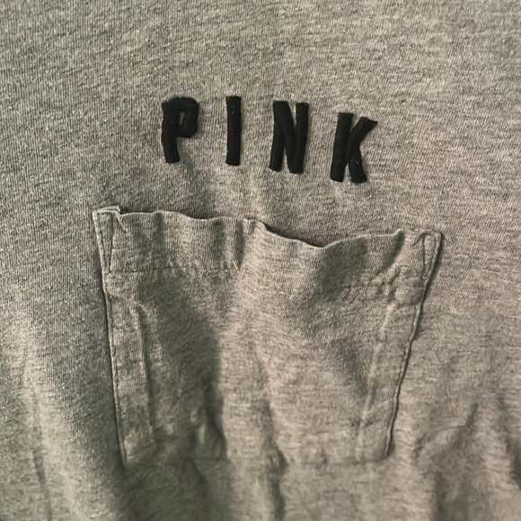 VS Pink T-Shirt - Picture 2 of 4